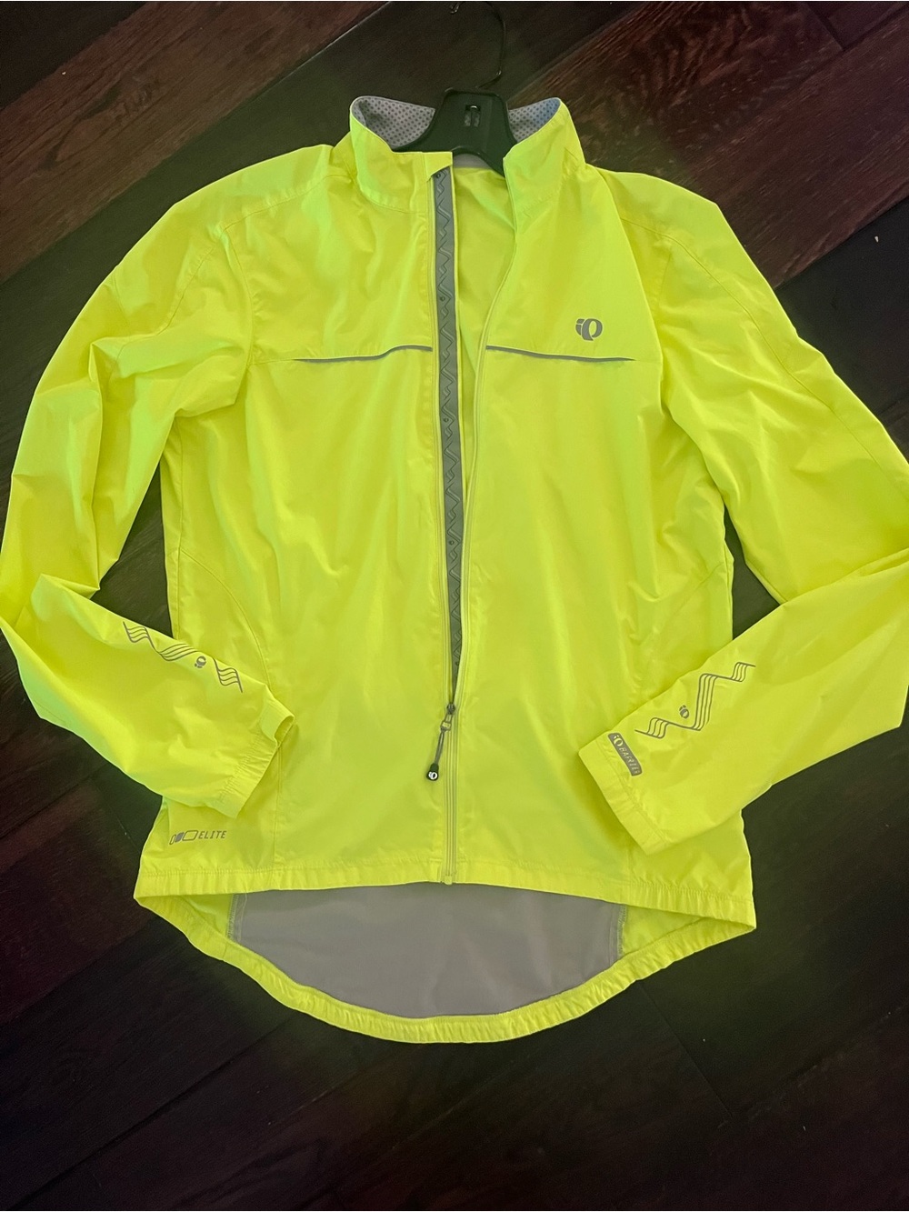 Pearl Izumi ELITE Barrier Cycling Jacket - Screaming Neon Yellow Green